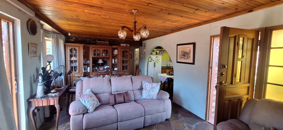 2 Bedroom Property for Sale in Cannon Rocks Eastern Cape